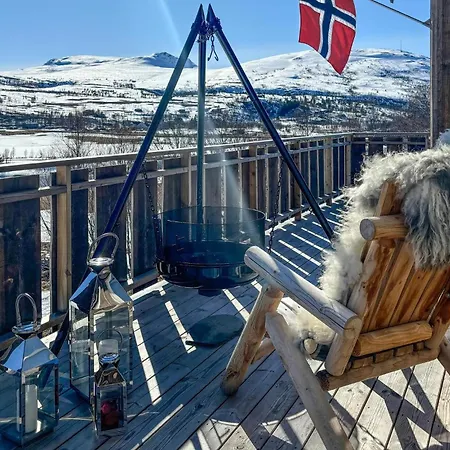 4 Bedroom Awesome In Voringsfoss * Garden