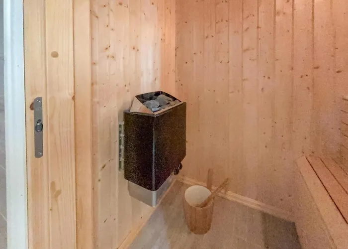 4 Bedroom Awesome In Voringsfoss Hébergement de vacances