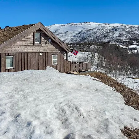 4 Bedroom Awesome In Voringsfoss Hébergement de vacances Garden